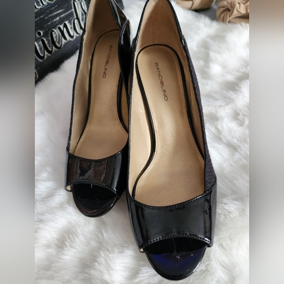 Bandolino Shoes - BLACK PATENT LEATHER AND A MATTE BLACK FABRIC HEELS